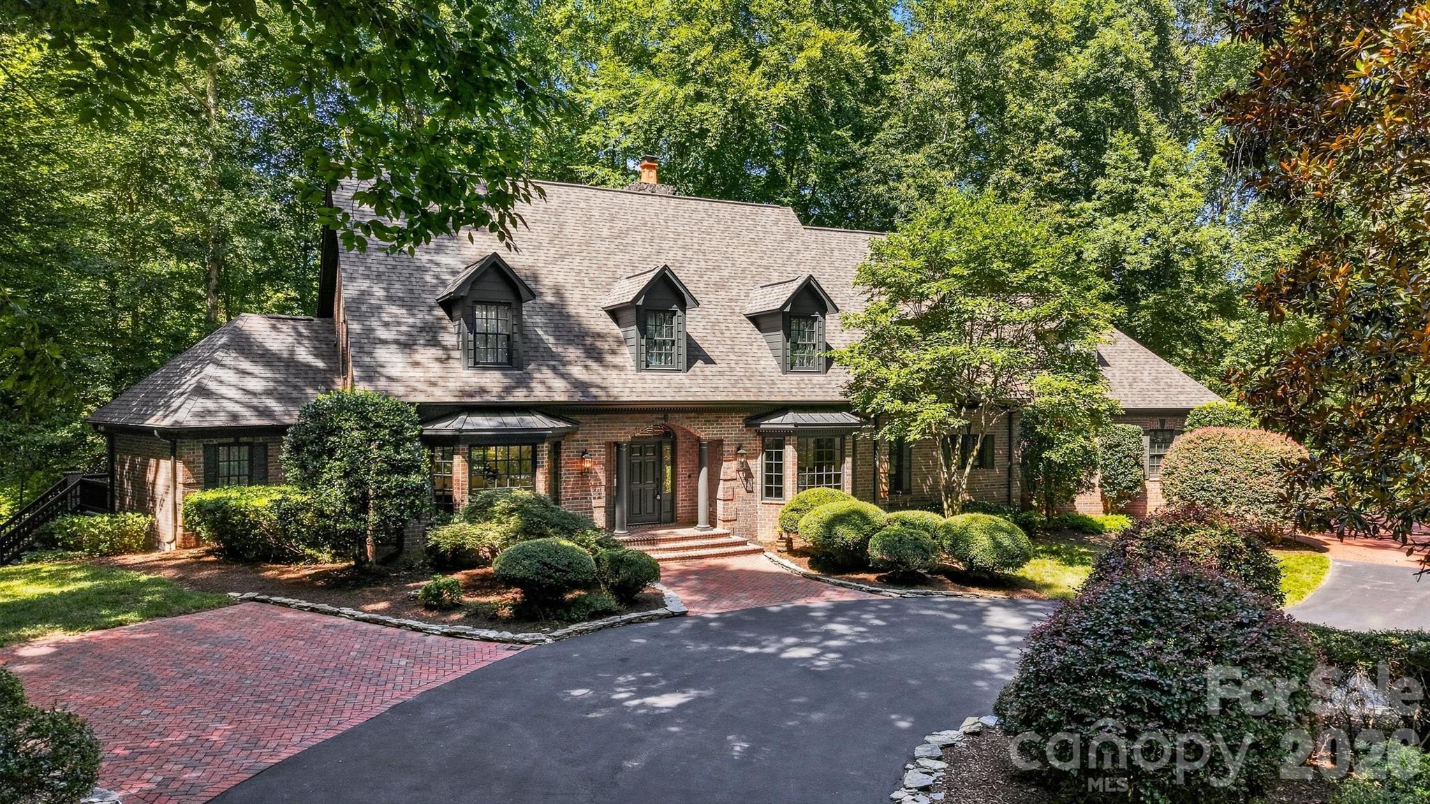 296 Culloden Road