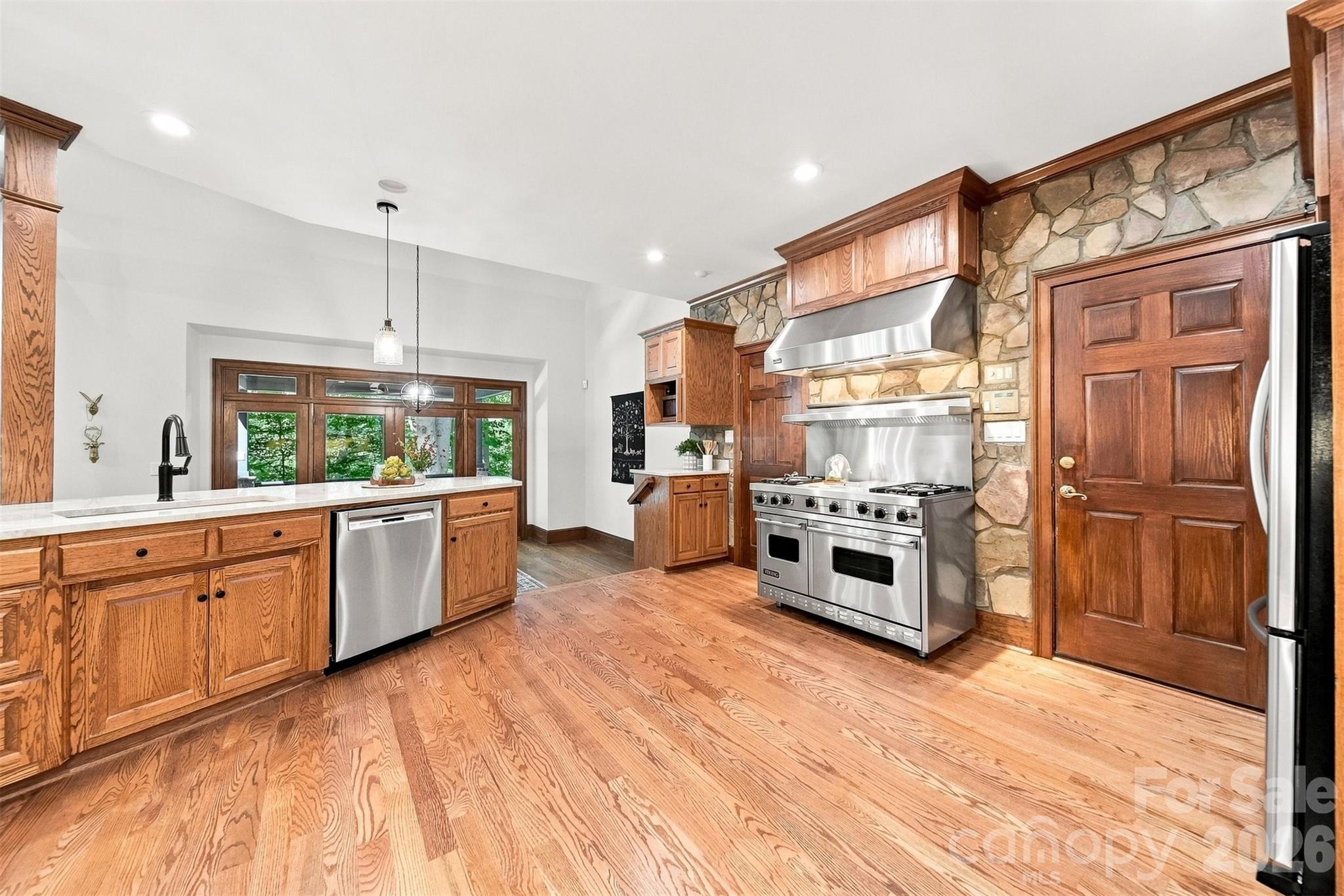 296 Culloden Road