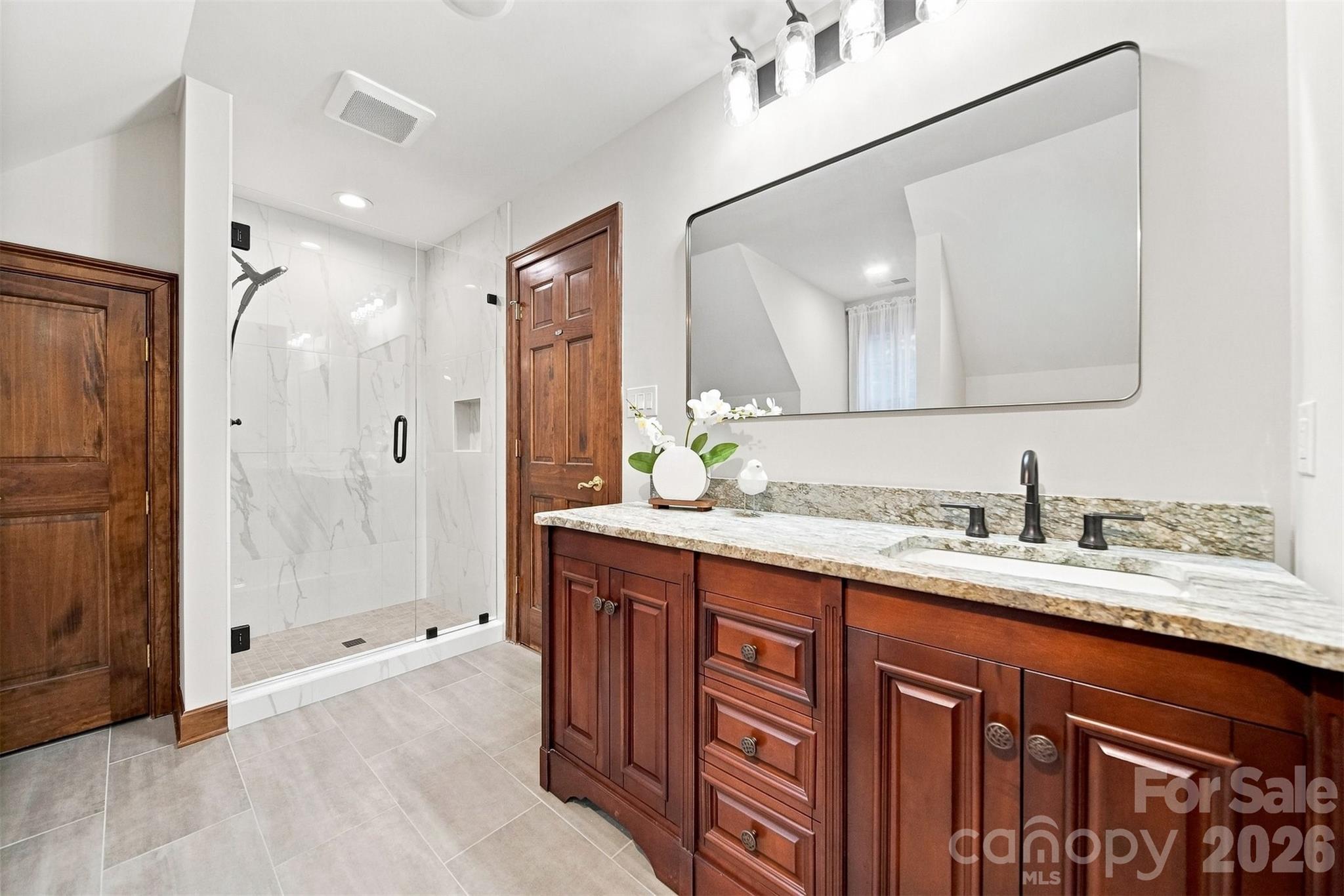 296 Culloden Road