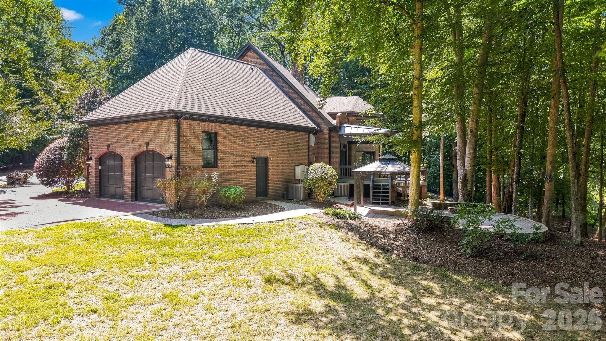 296 Culloden Road