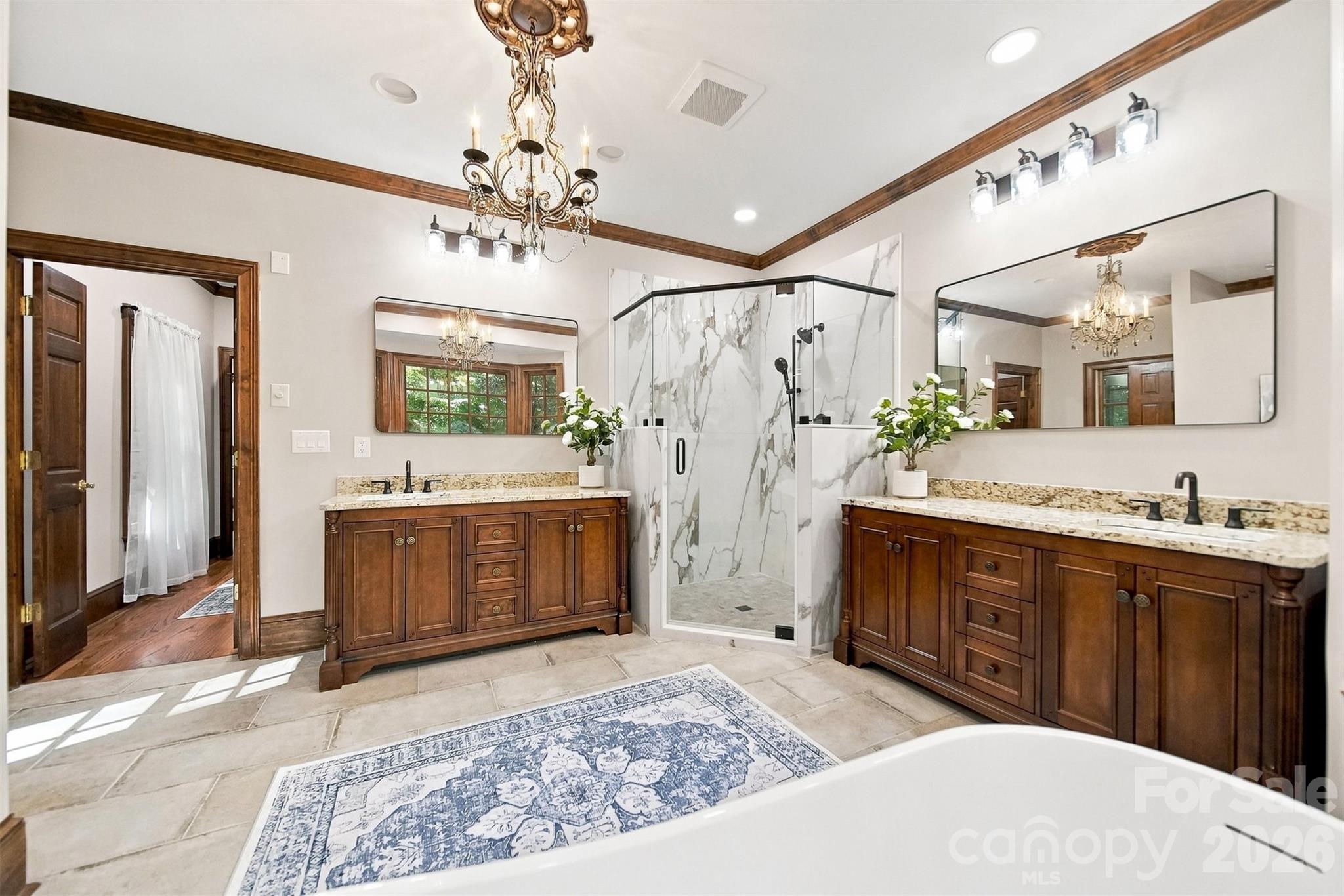 296 Culloden Road