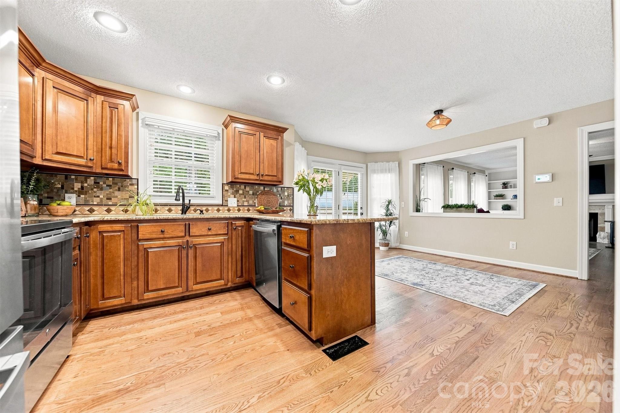 6011 Dockside Drive