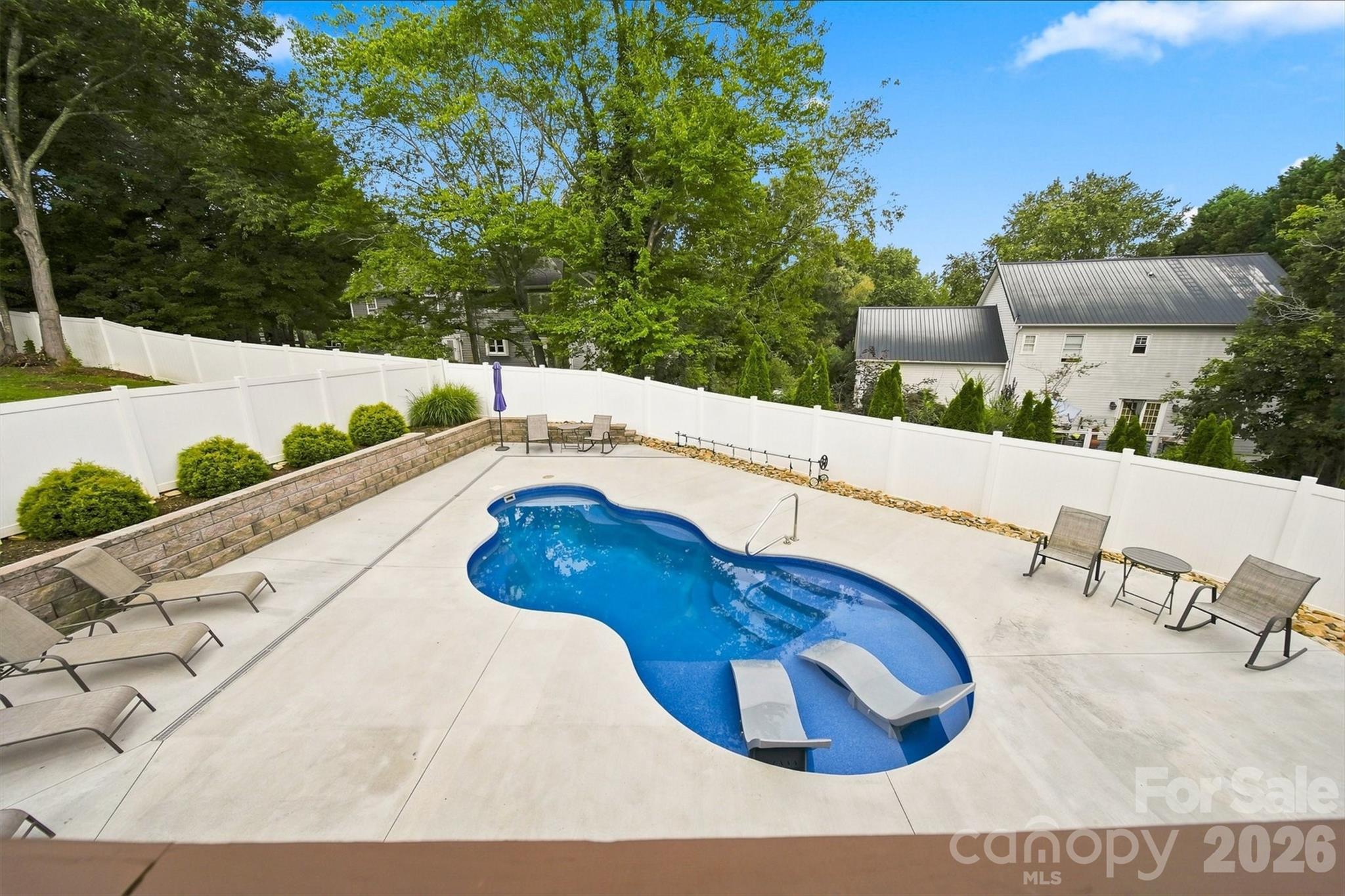 6011 Dockside Drive