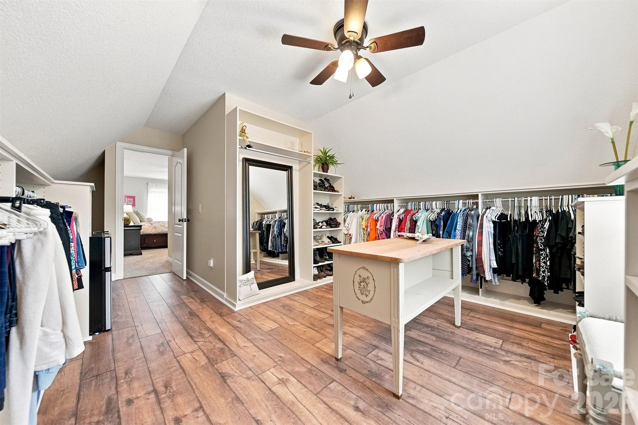 6011 Dockside Drive