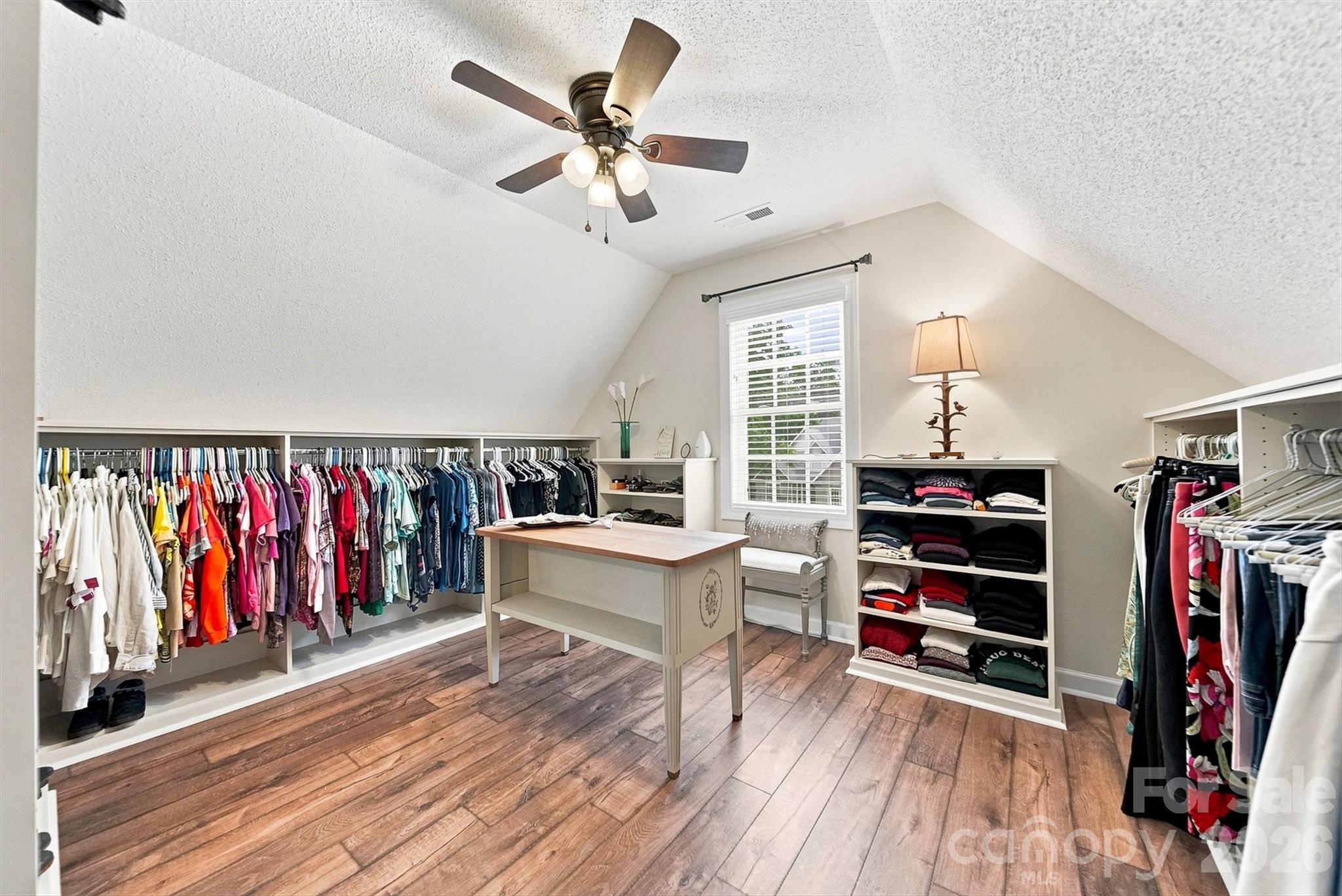 6011 Dockside Drive