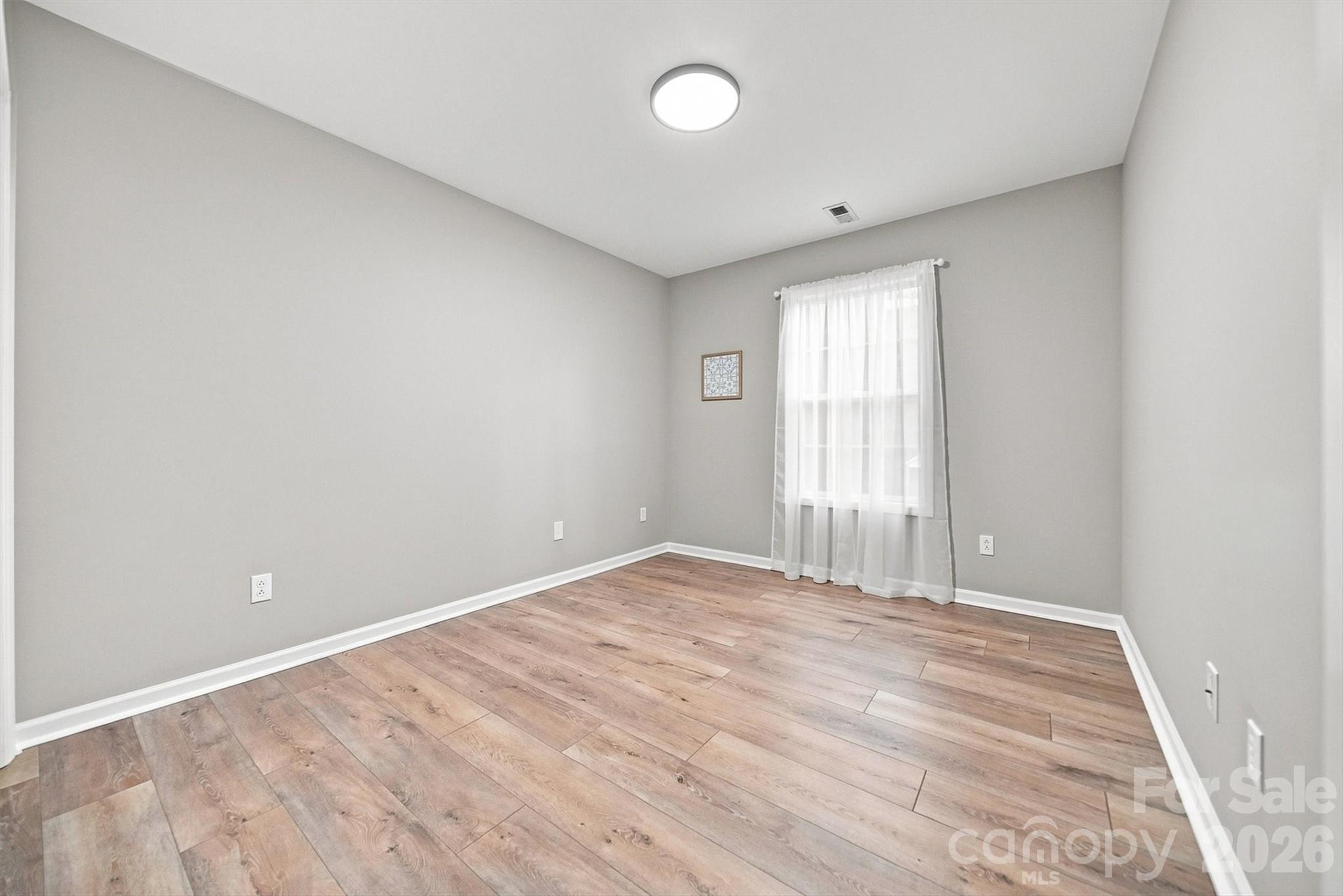 2556 23rd Street Drive NE