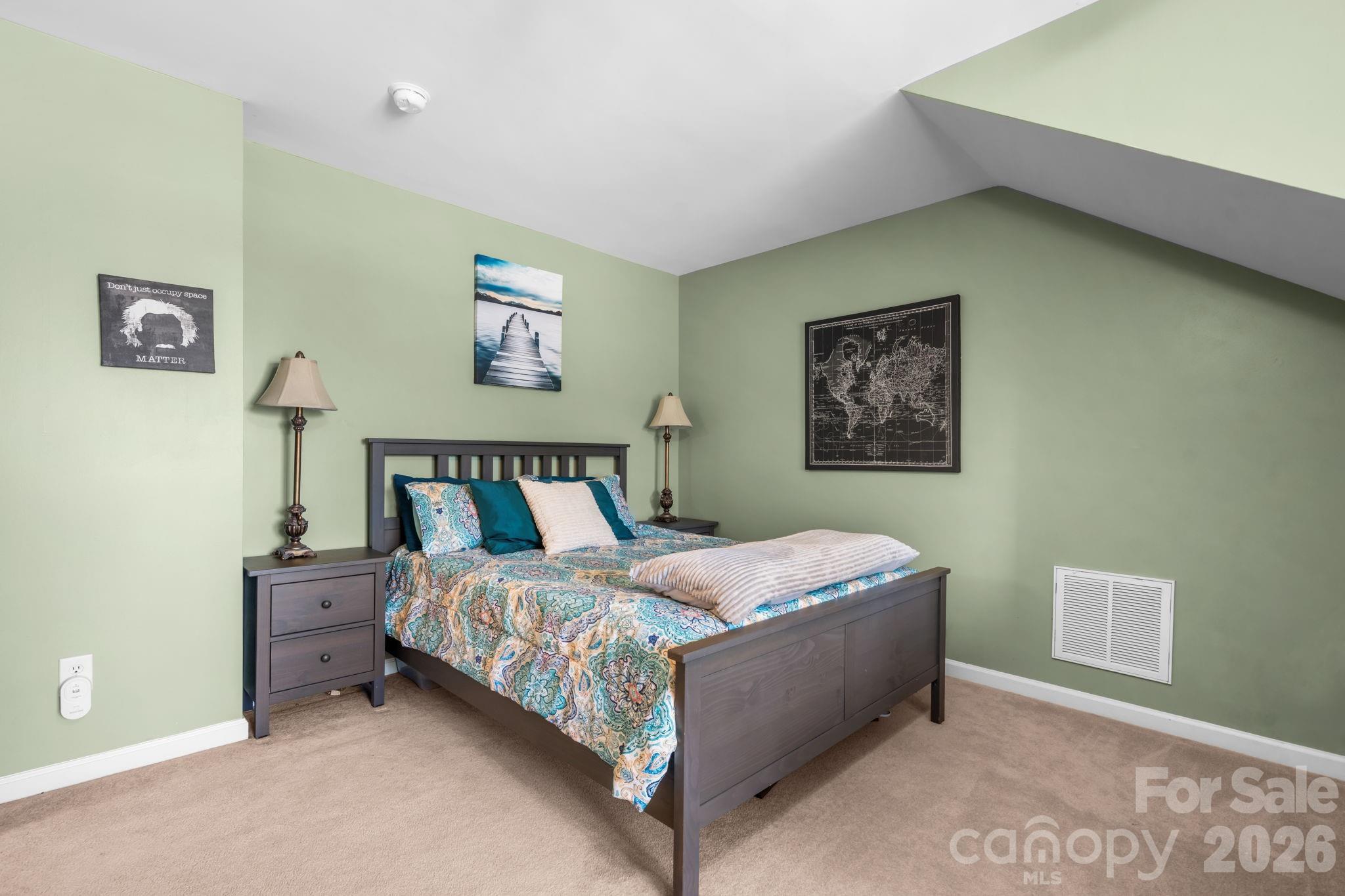 2413 Smith Cove Road