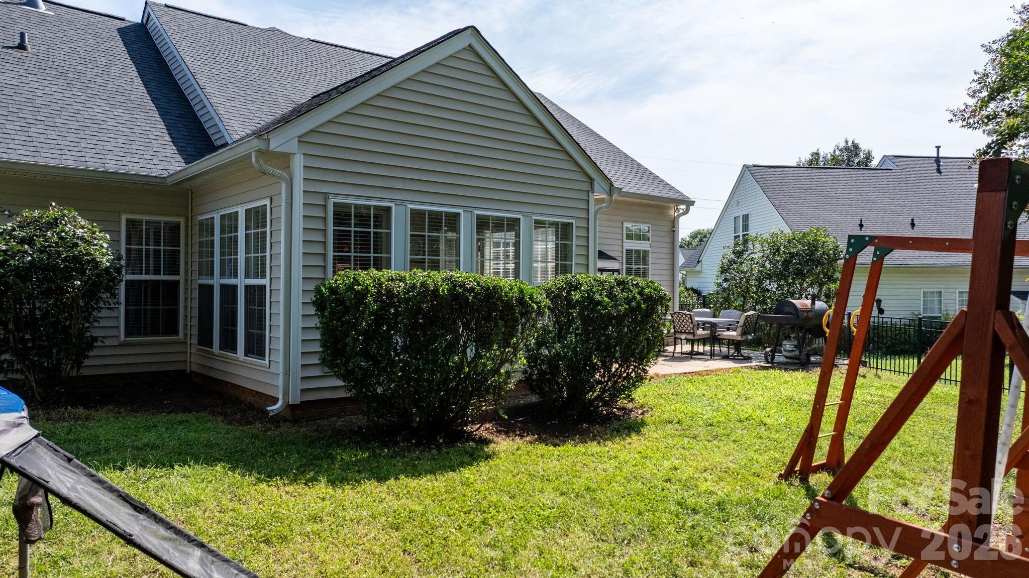 2413 Smith Cove Road