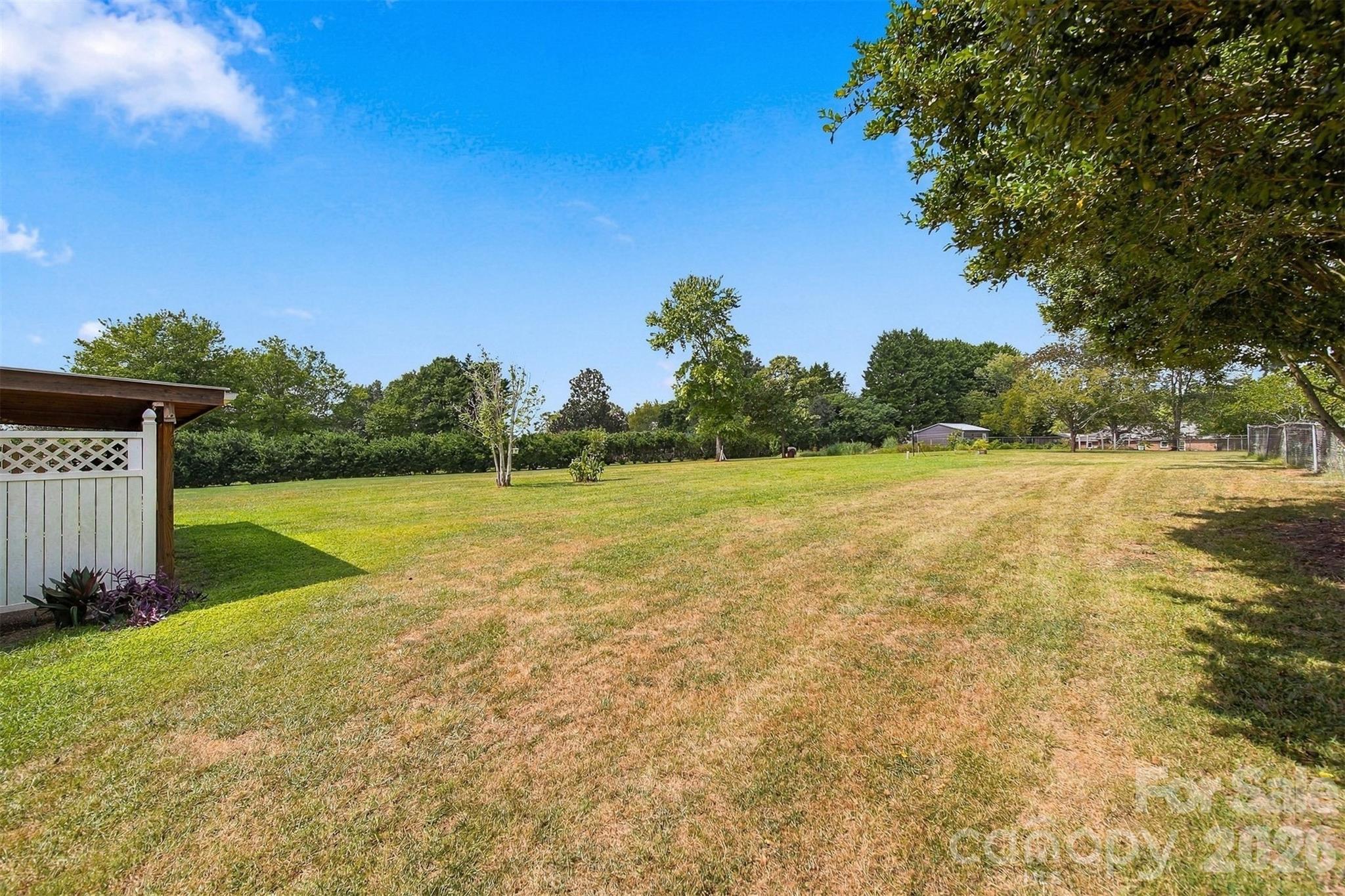 4273 Springs Road