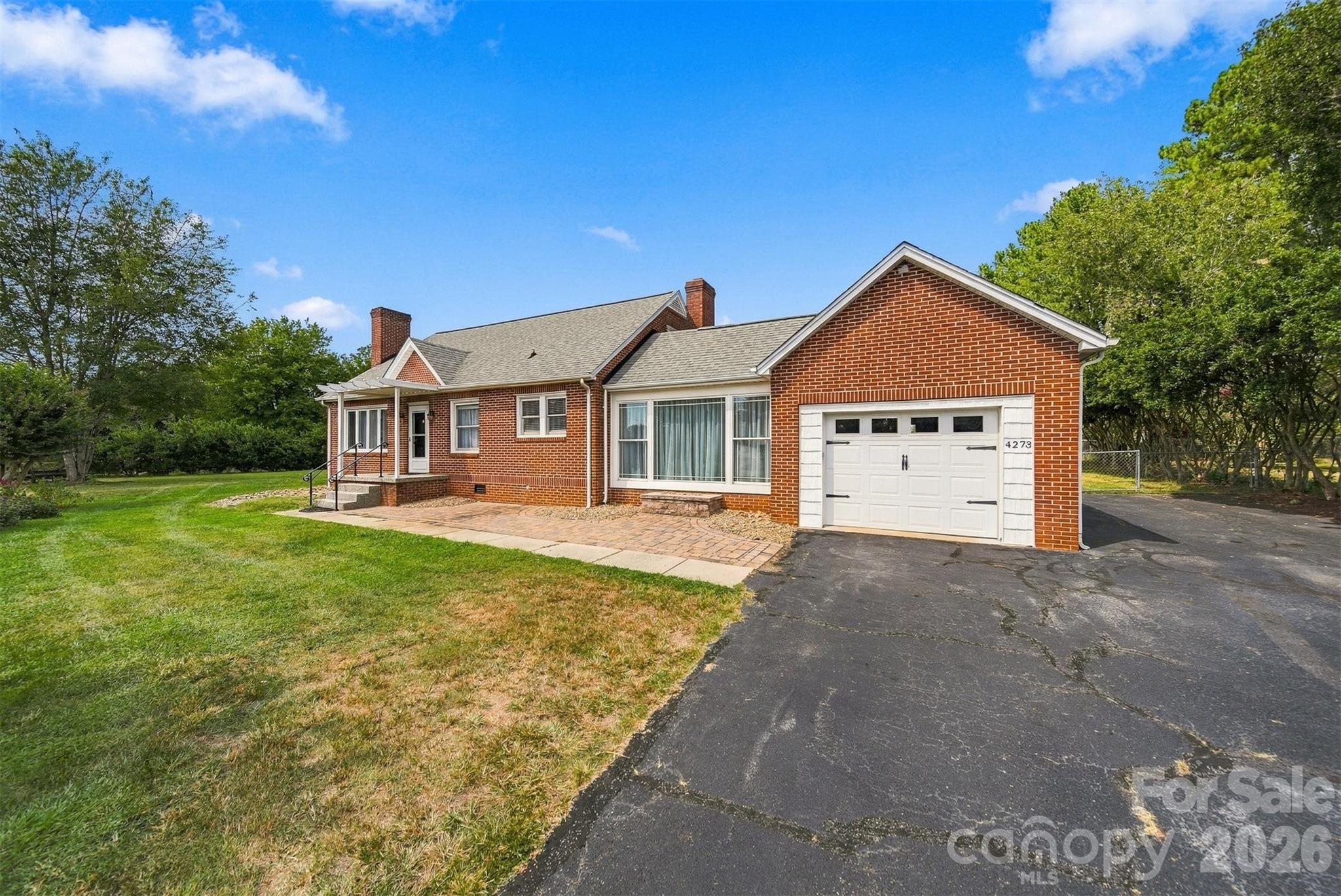 4273 Springs Road