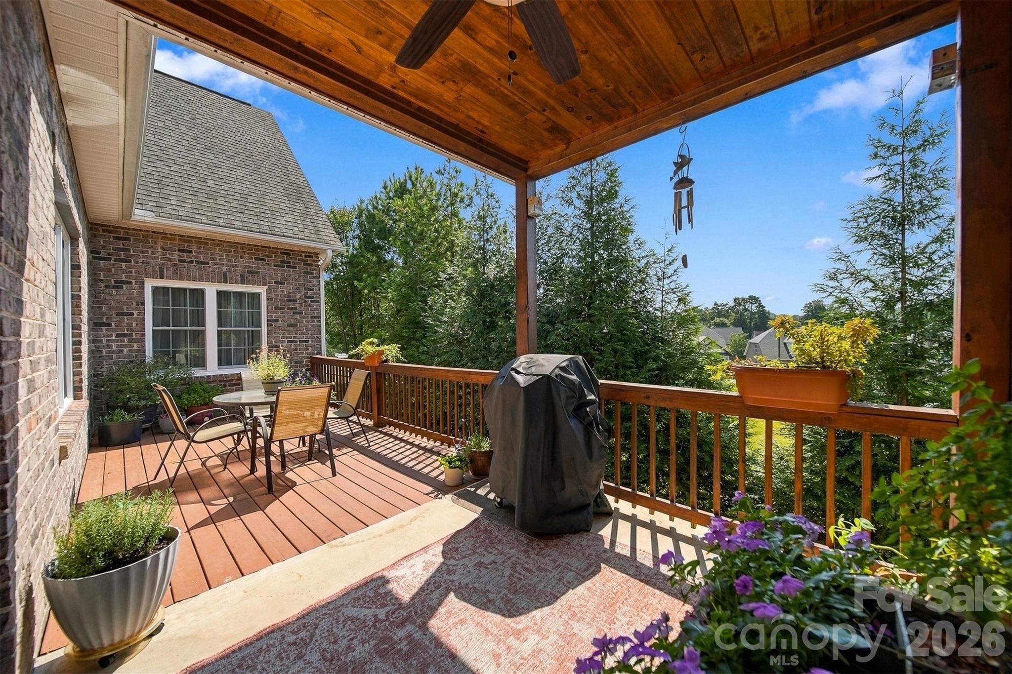 1258 10th Street Place NW