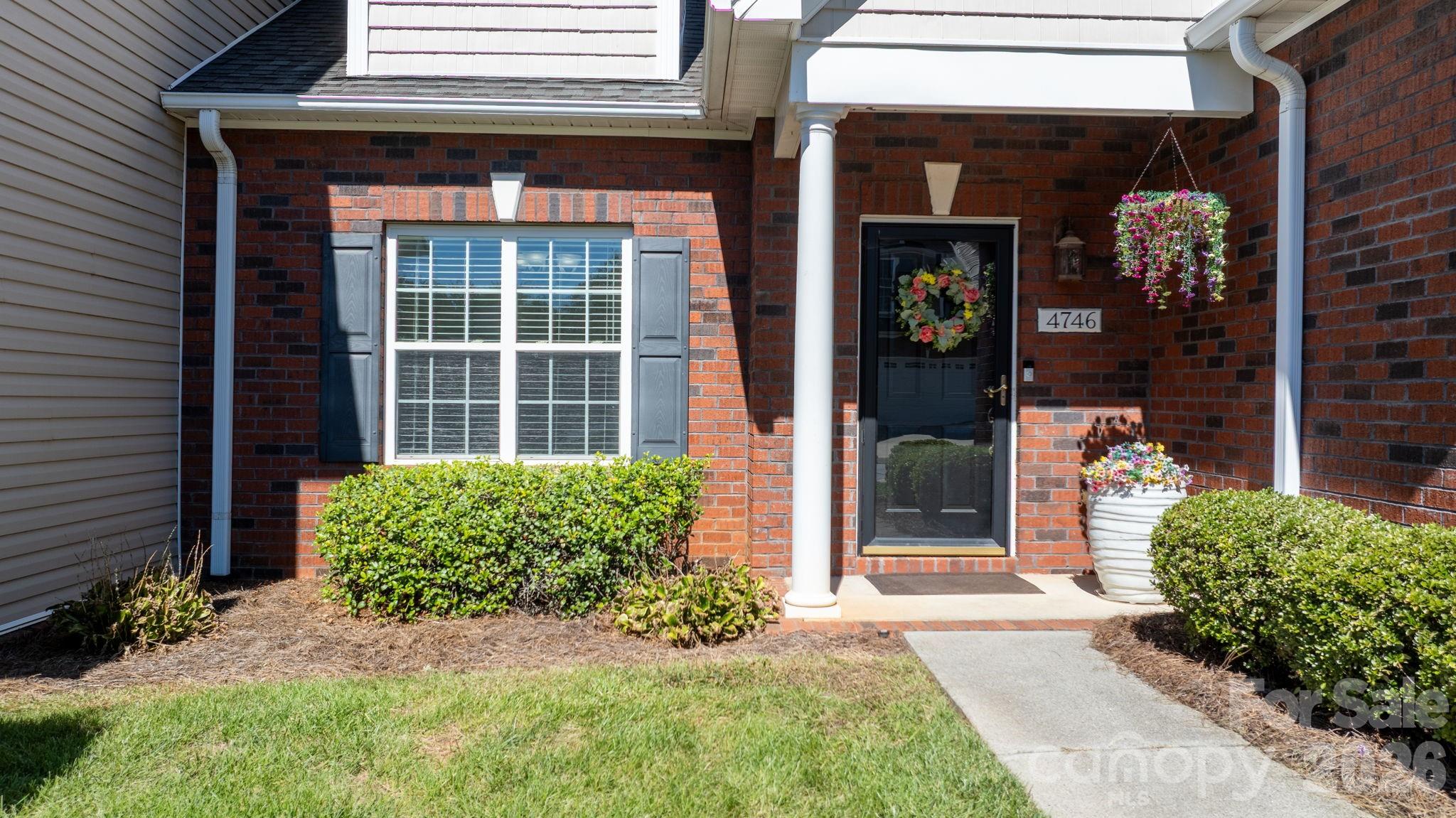 4746 Braxton Gate Lane Unit: 8