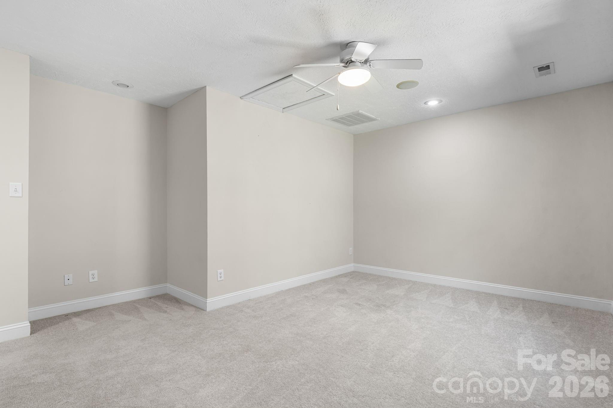 4746 Braxton Gate Lane Unit: 8