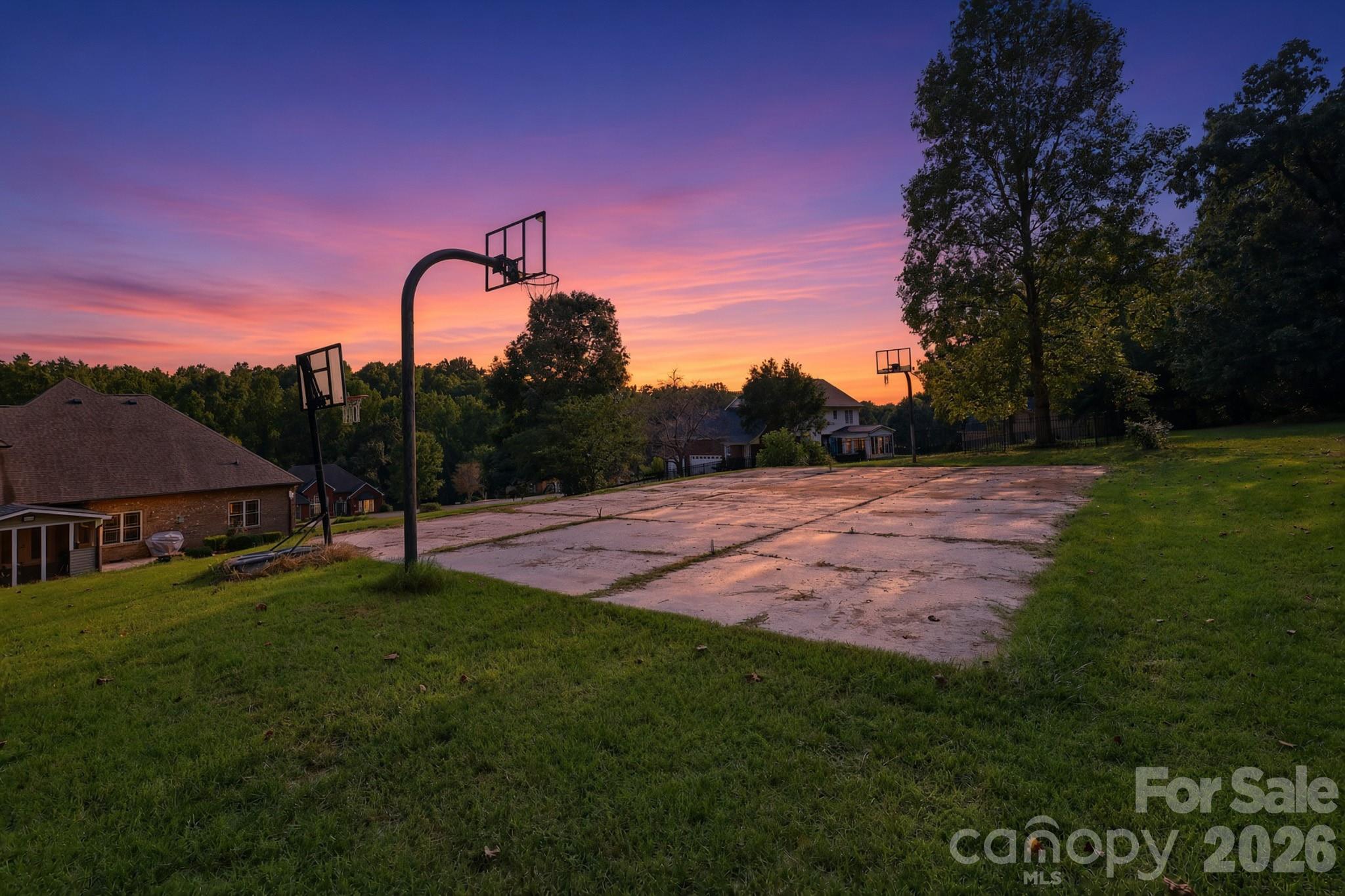 1163 Willow Creek Drive