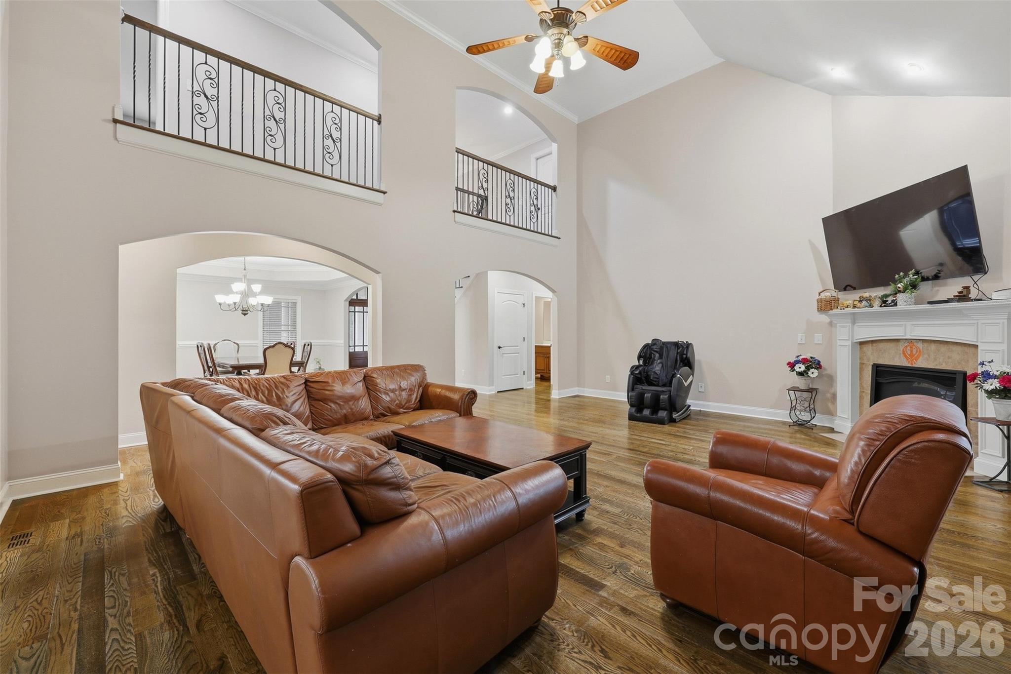 1163 Willow Creek Drive