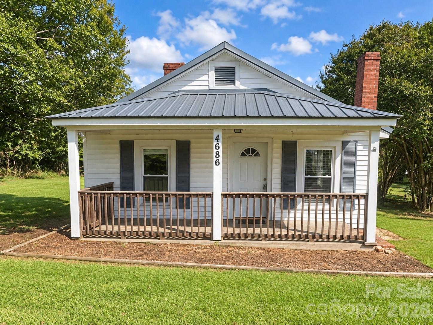 4686 Sawmills School Road
