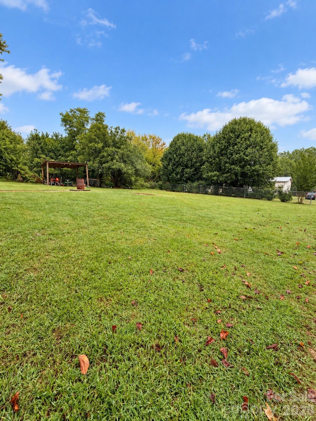 4686 Sawmills School Road