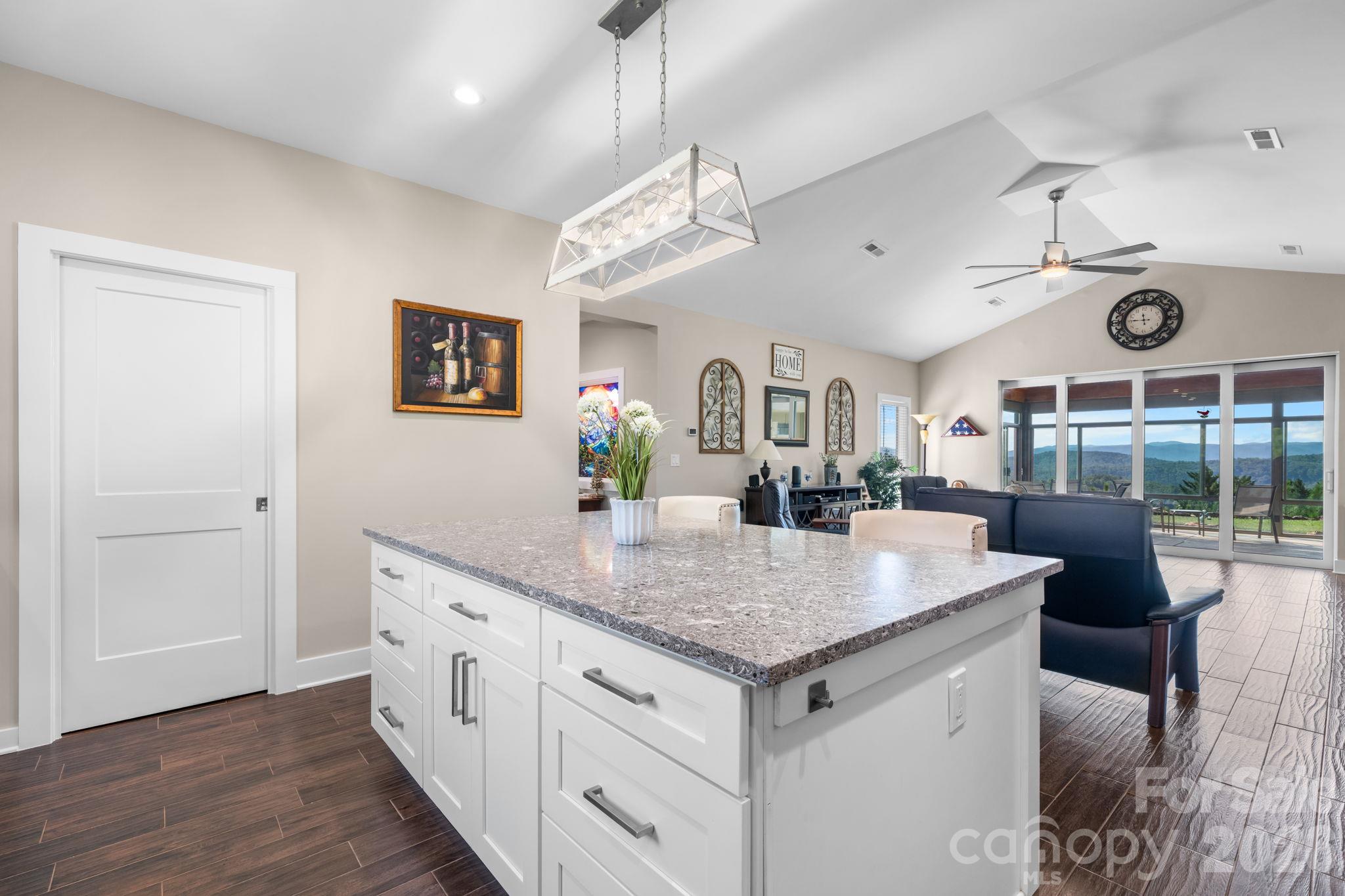 3353 Rock Creek Road