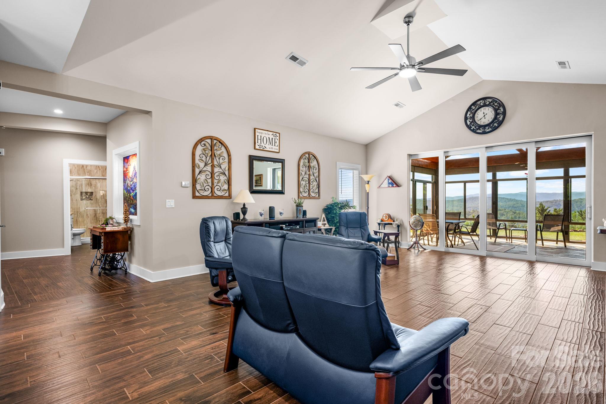 3353 Rock Creek Road