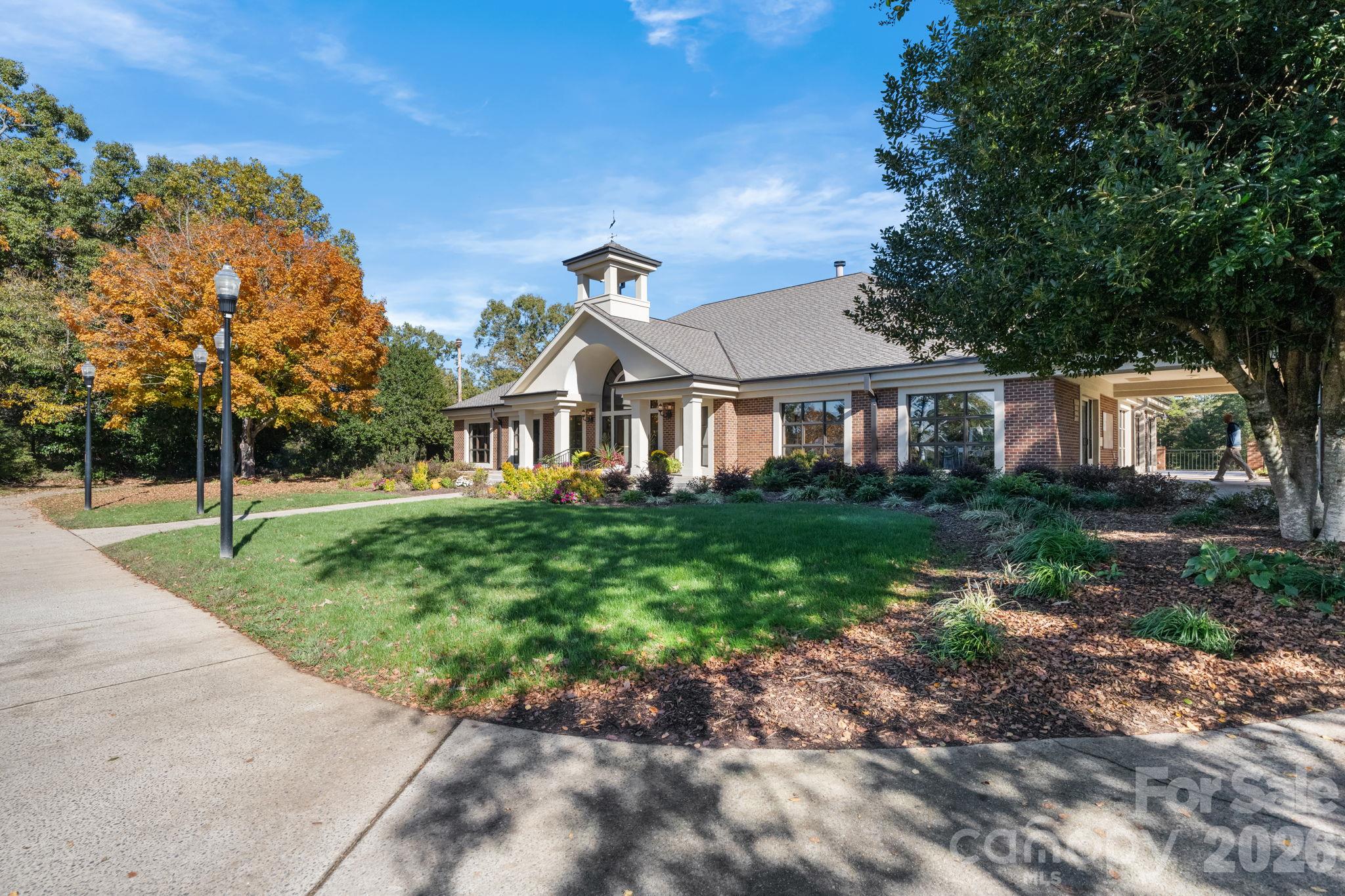 4056 Shadowood Lane