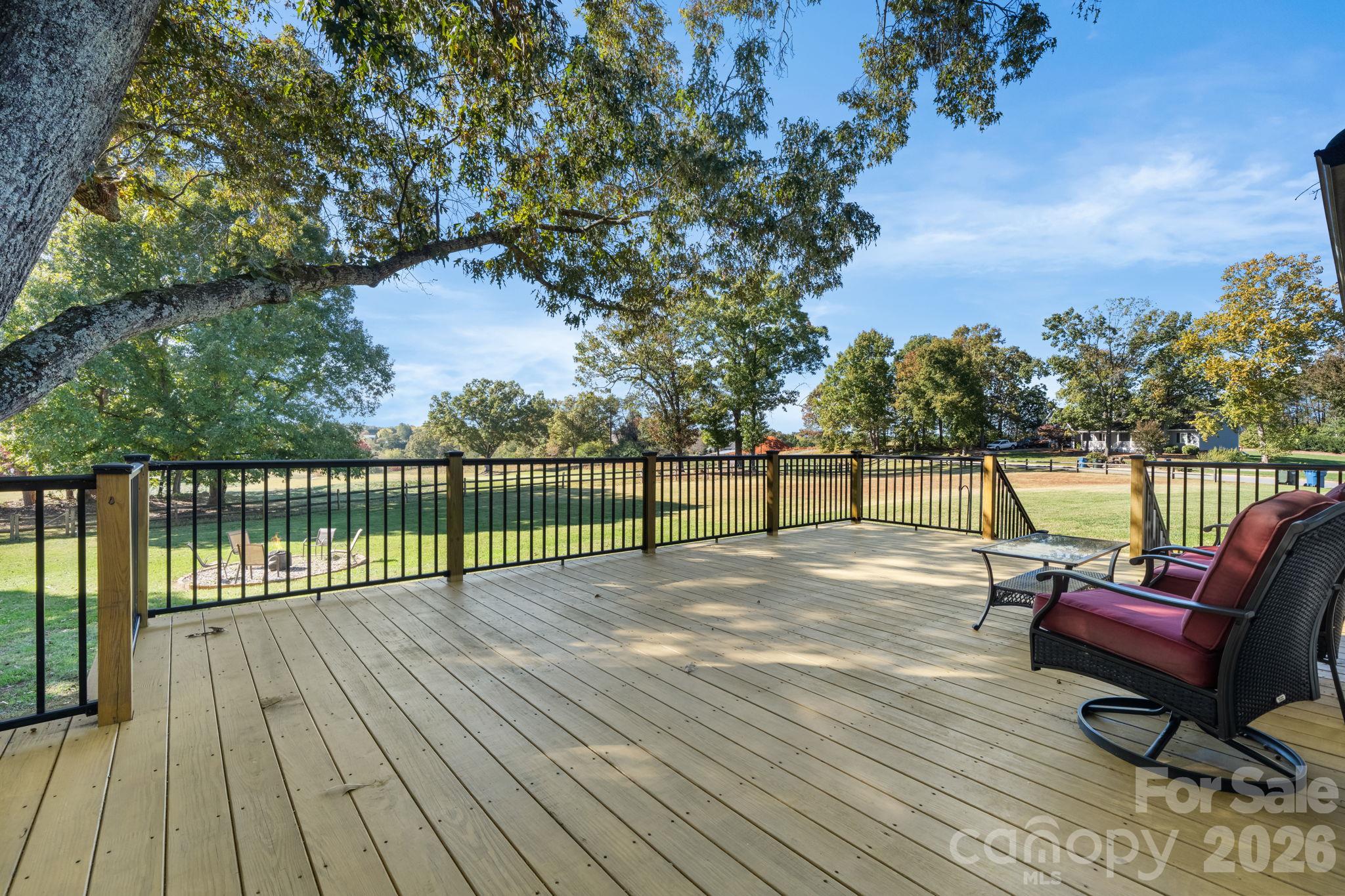 4056 Shadowood Lane