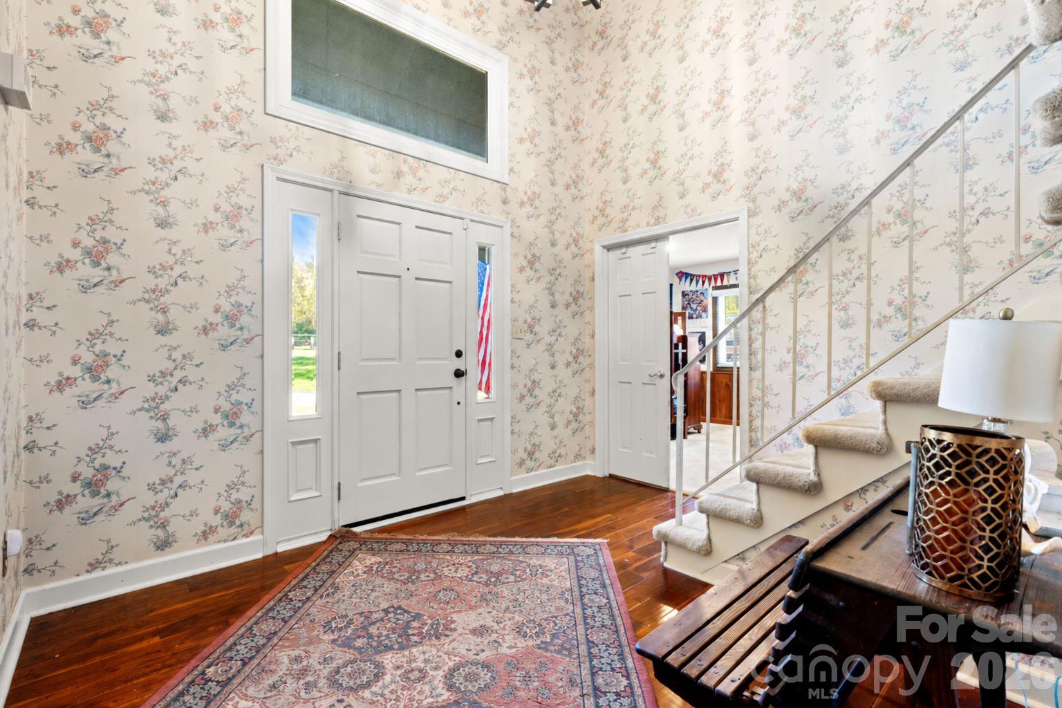 4056 Shadowood Lane