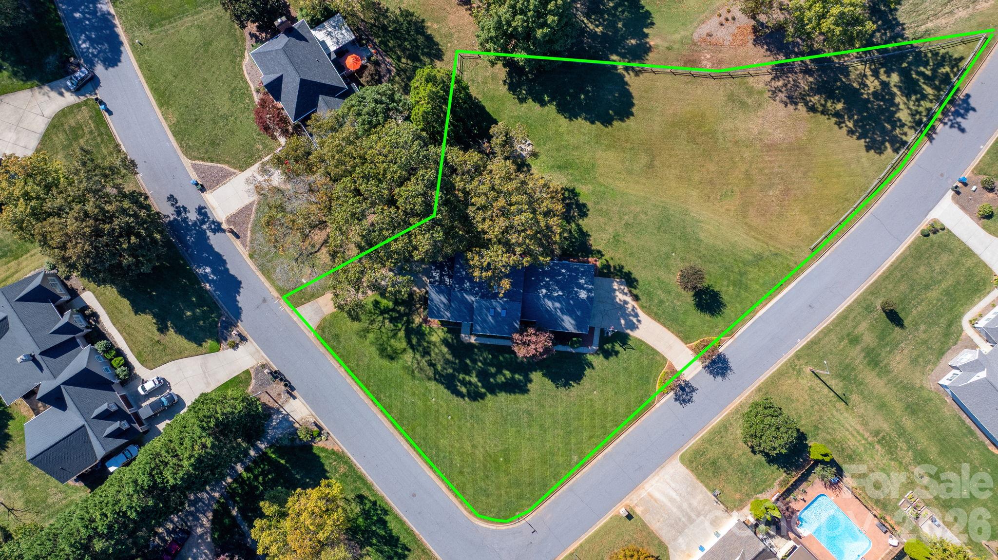 4056 Shadowood Lane