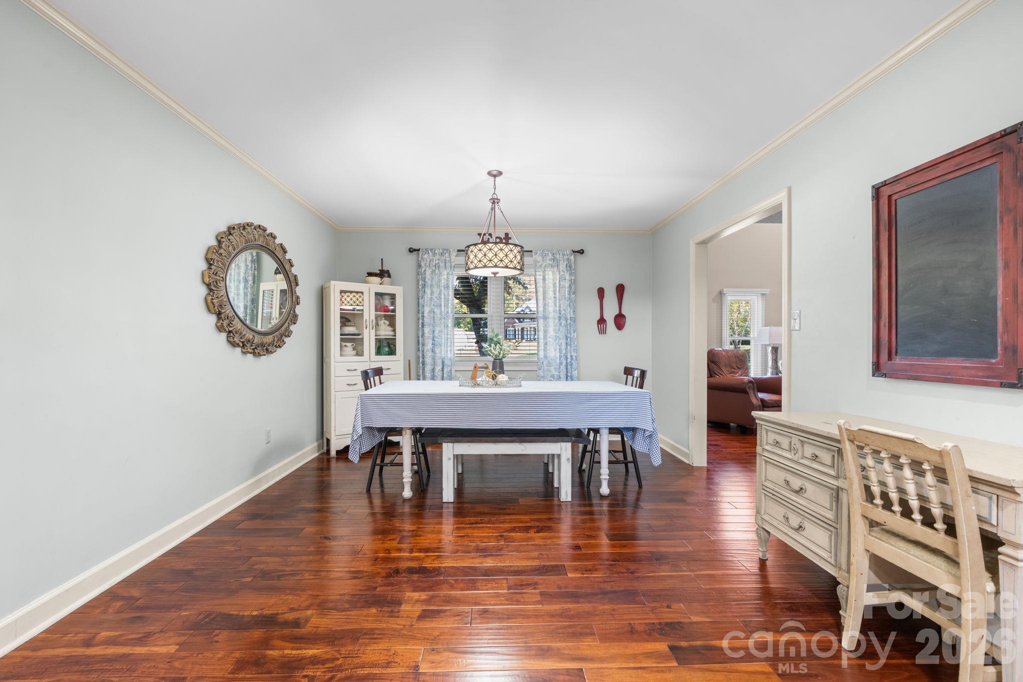 4056 Shadowood Lane