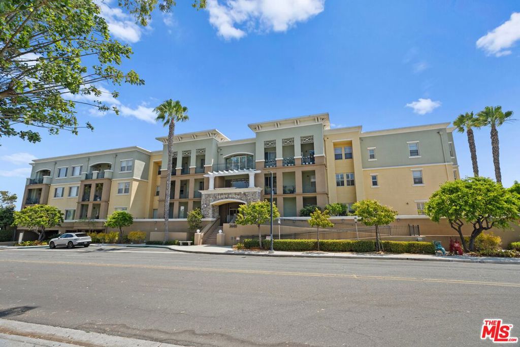 2605 Sepulveda Boulevard 221