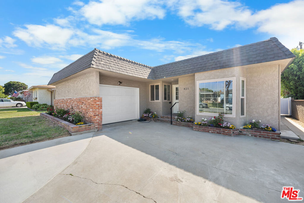 821 Kornblum Avenue