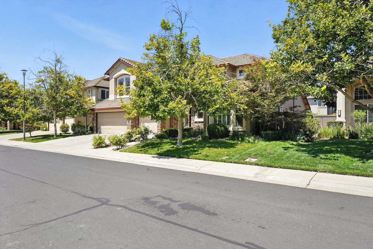 2624 W Pintail Way