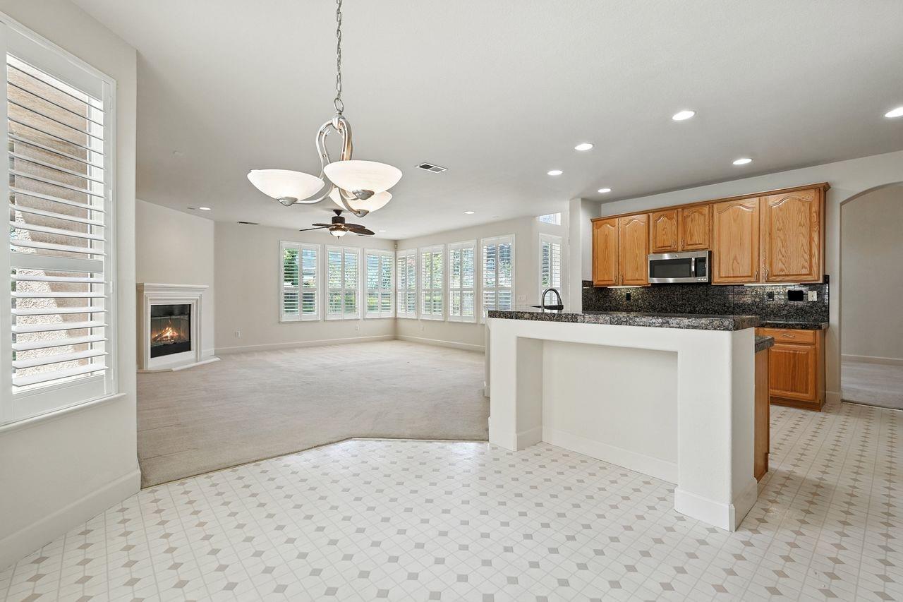2624 W Pintail Way