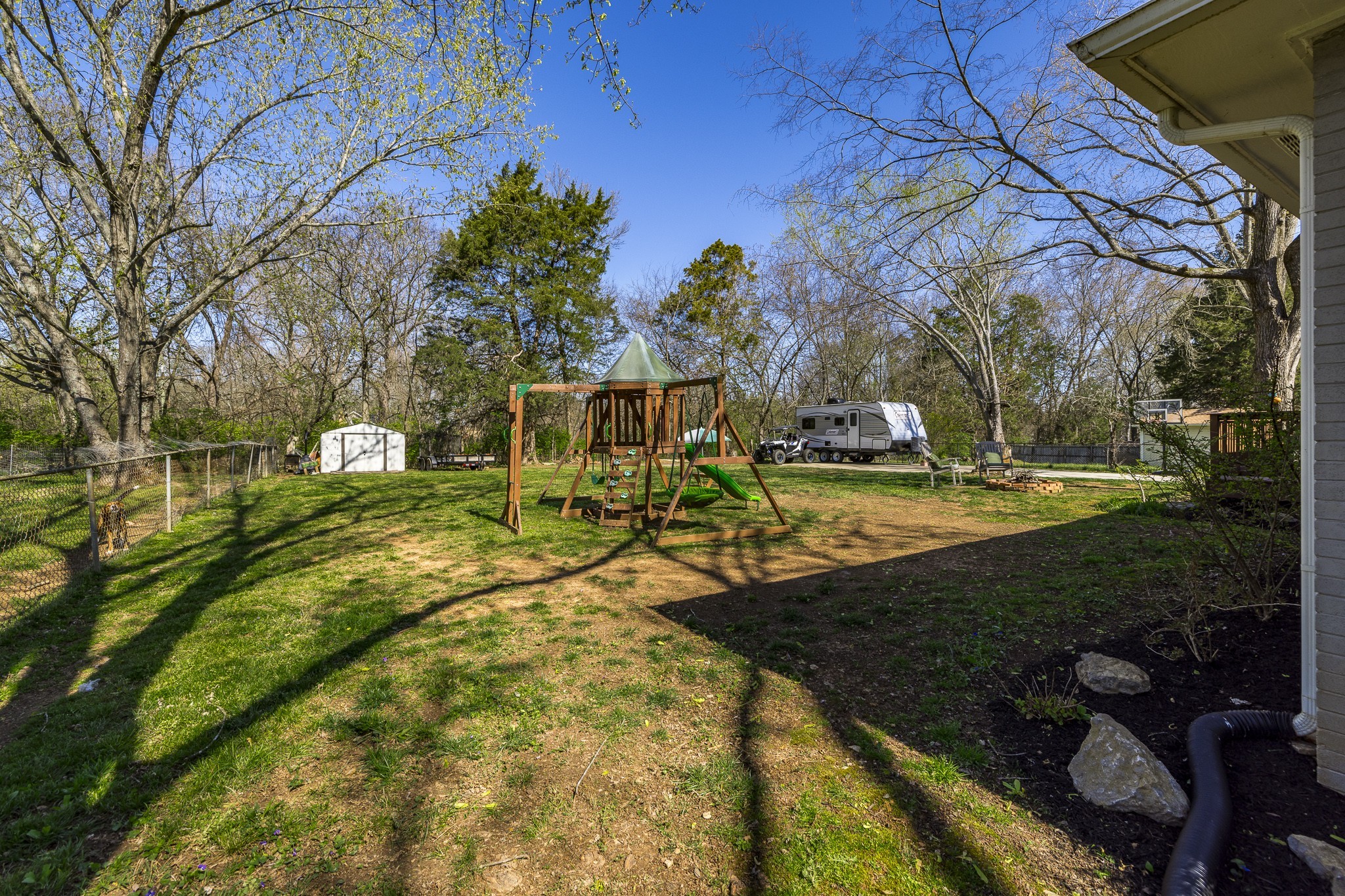 6633 Longview Dr