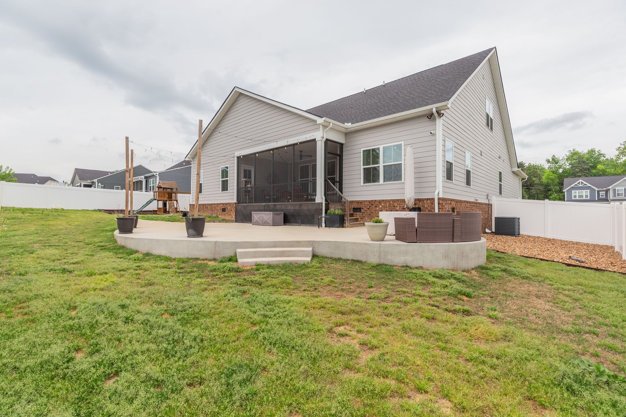 1624 Lila Dr