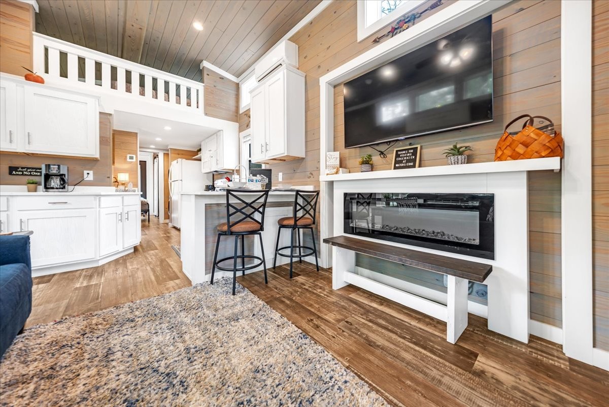 411 Waters Edge Way