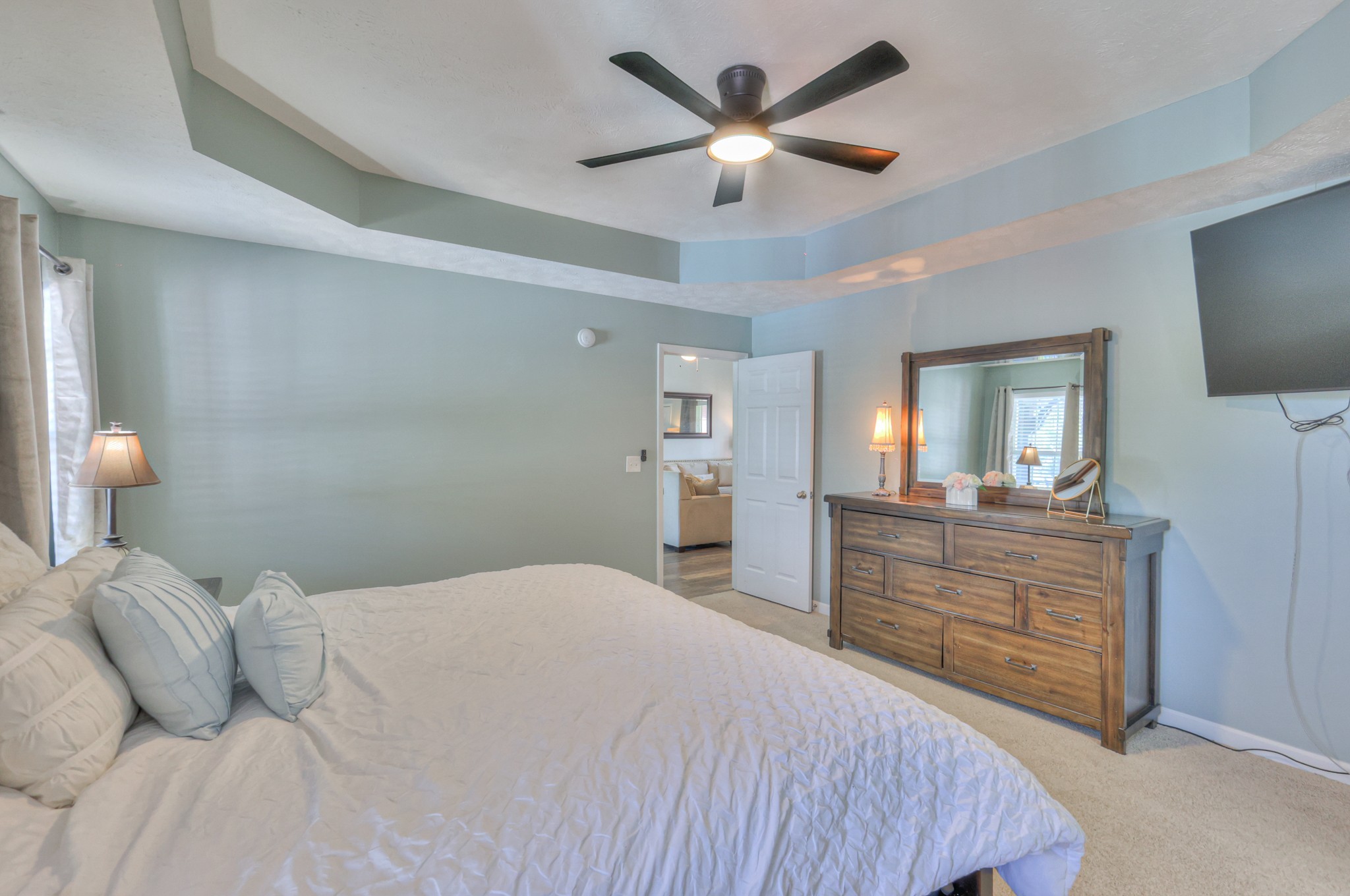 1304 Auldridge Dr