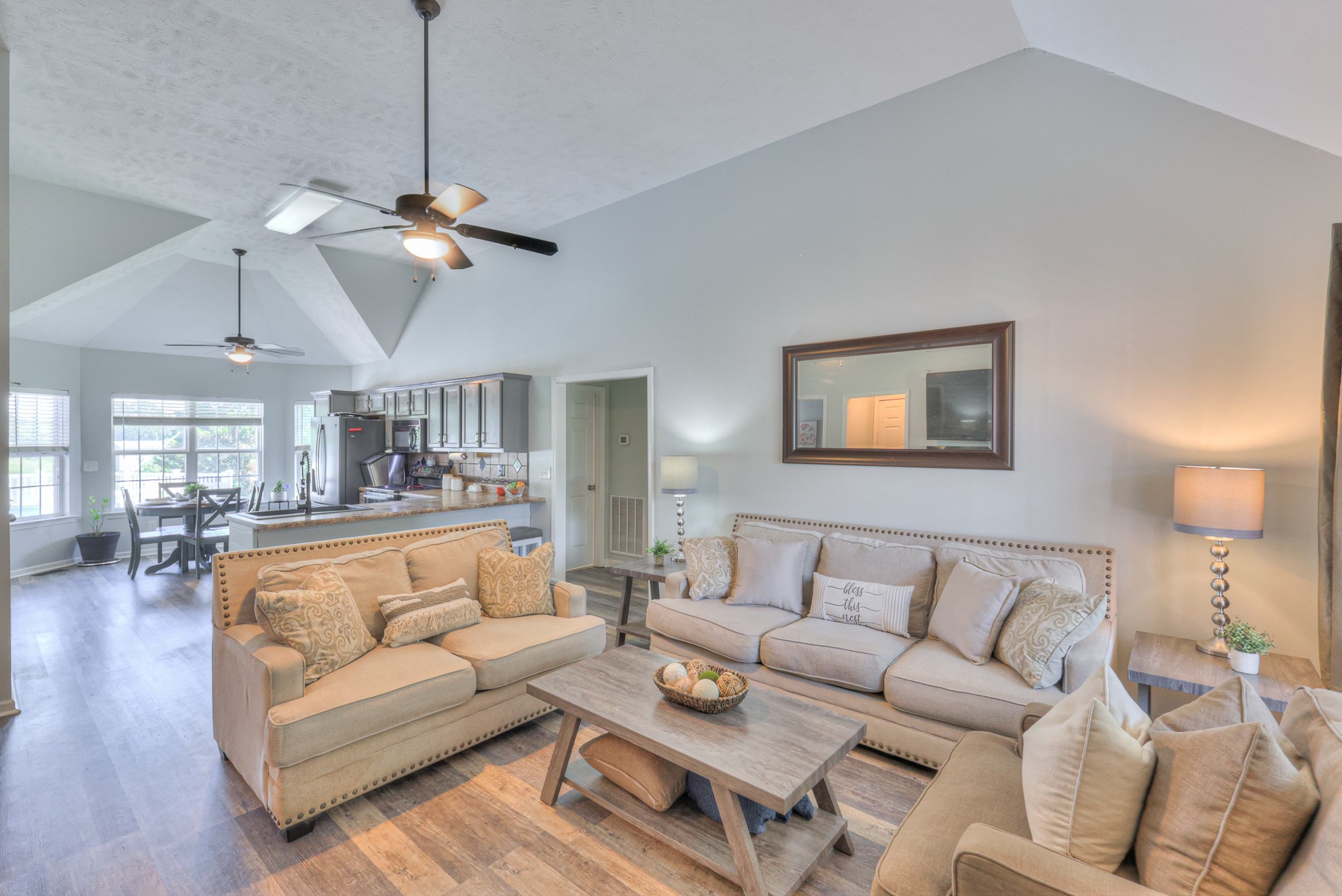 1304 Auldridge Dr