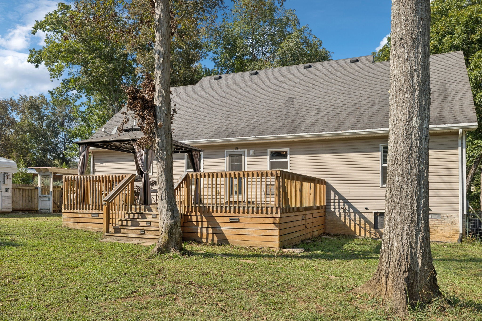 4705 Wildberry Ln