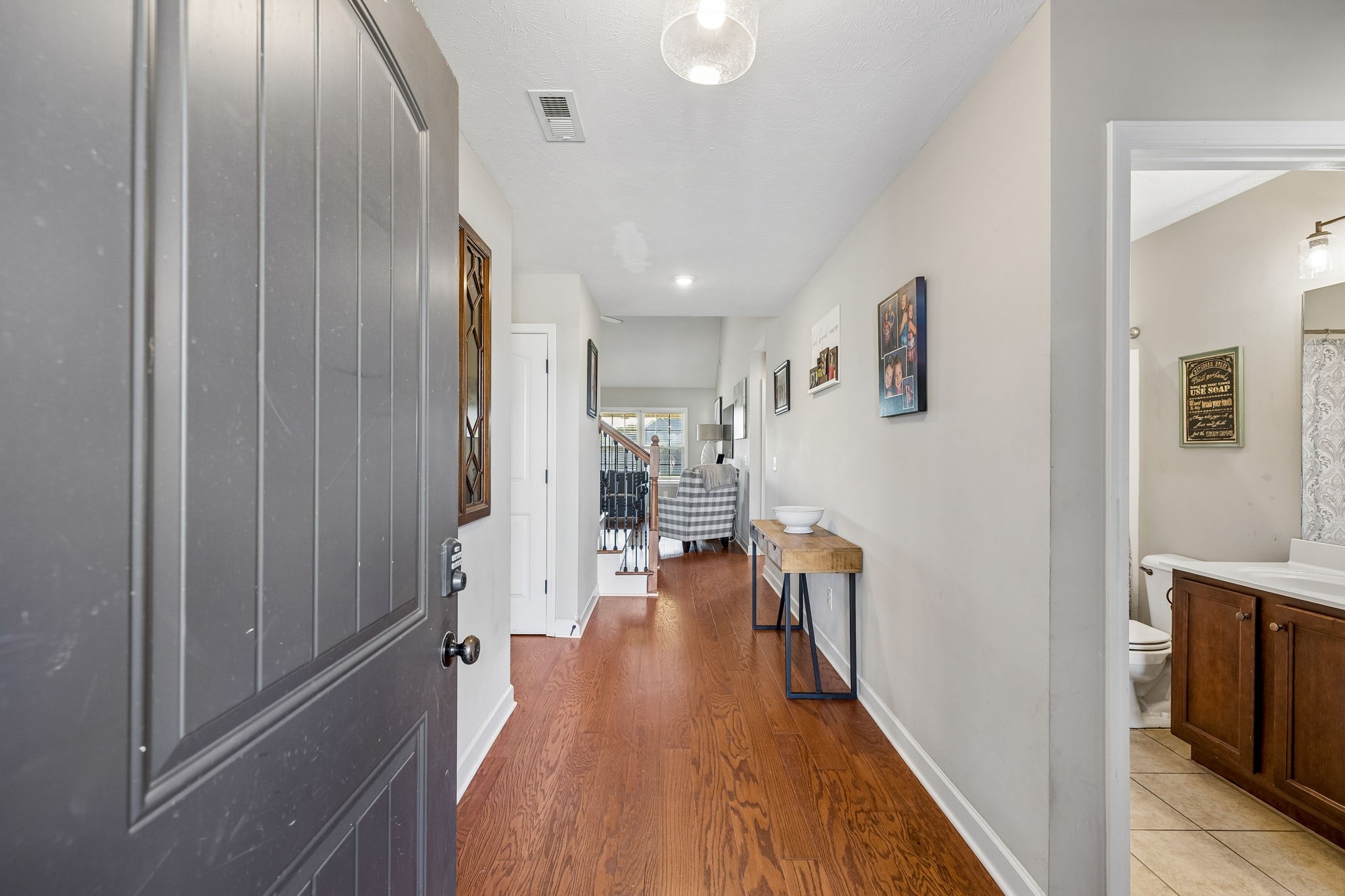 2928 Ronstadt Dr