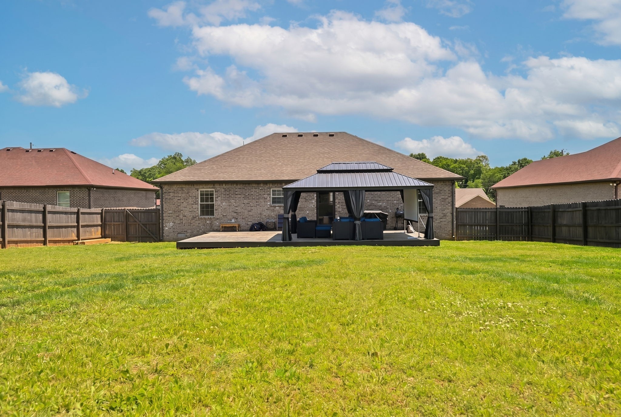 108 Smithfield Dr