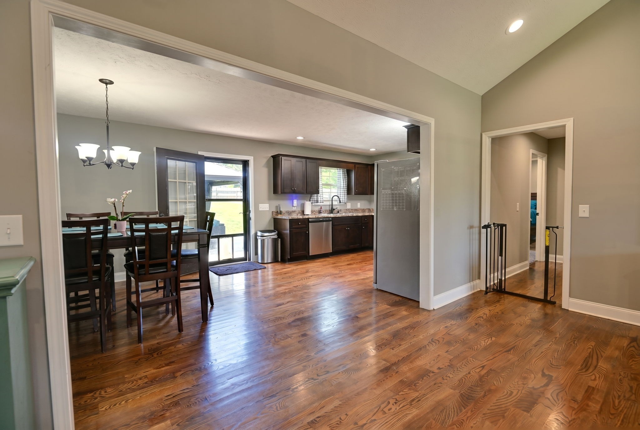 108 Smithfield Dr