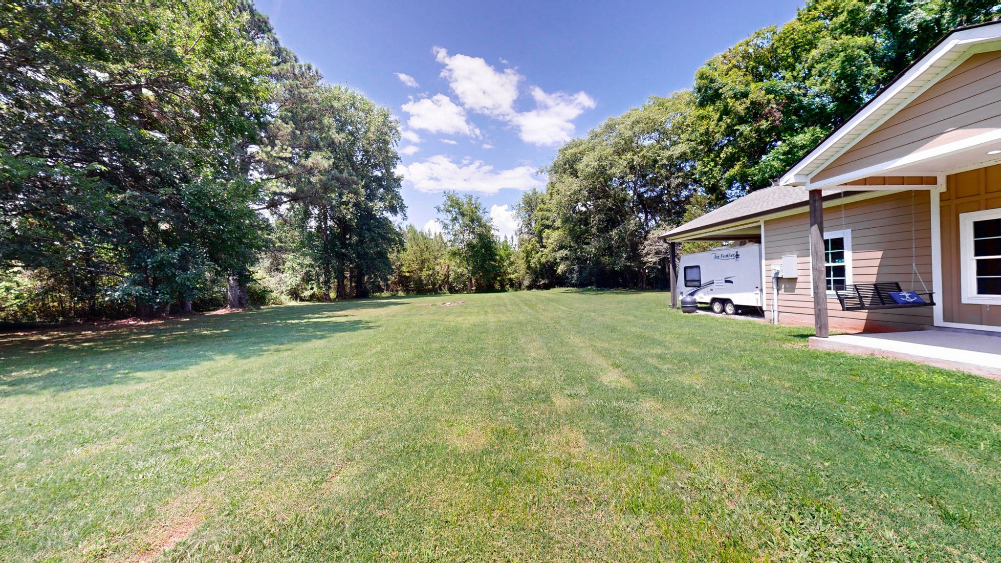 1044 Cherry Ln