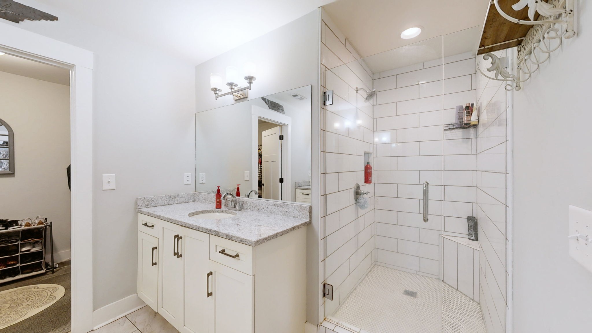 1044 Cherry Ln