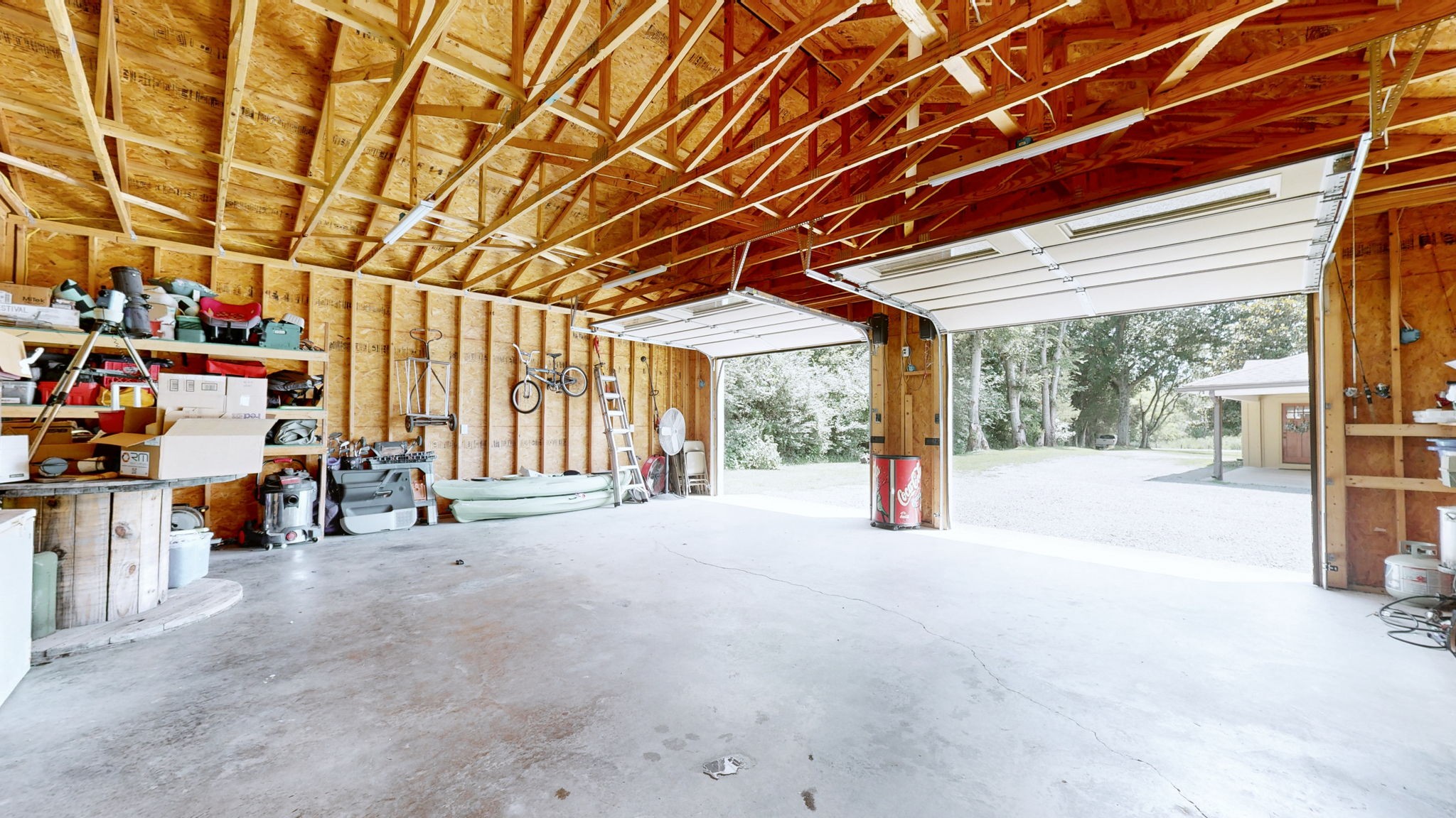 1044 Cherry Ln