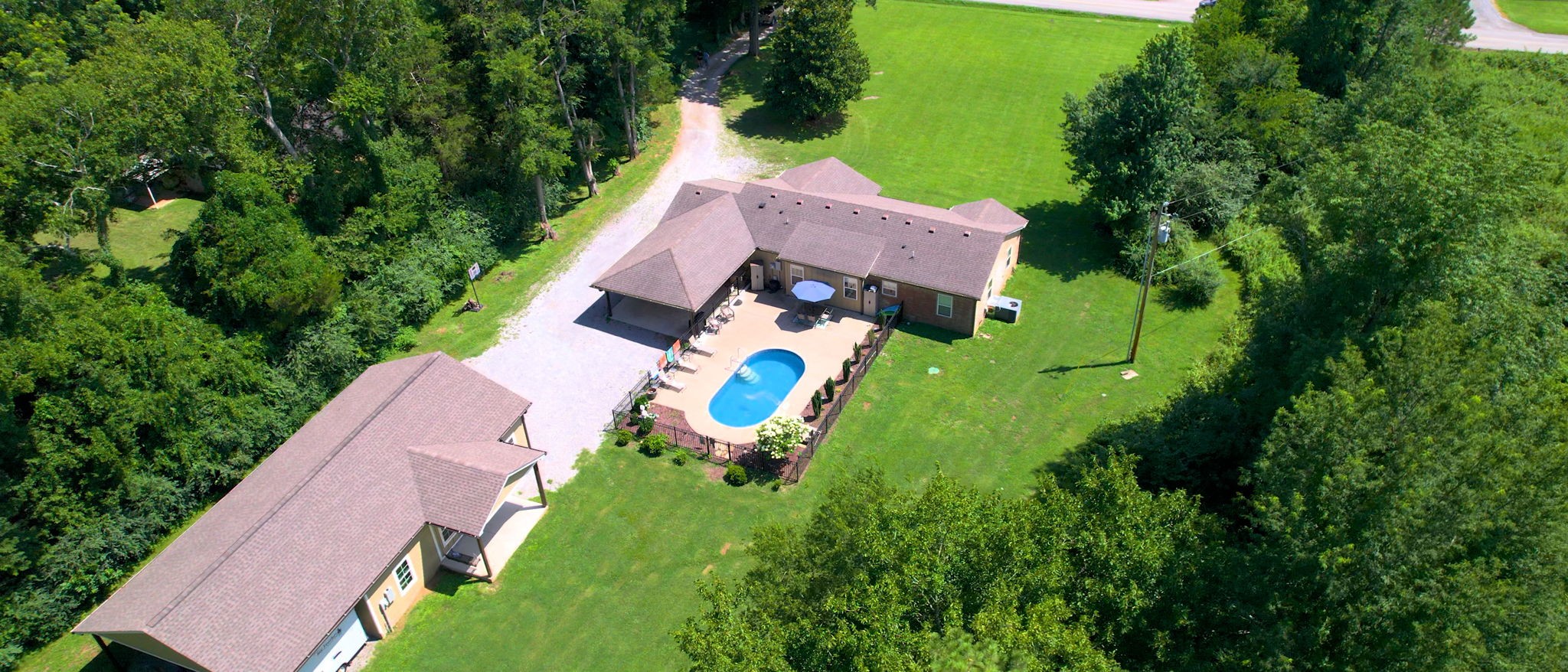 1044 Cherry Ln