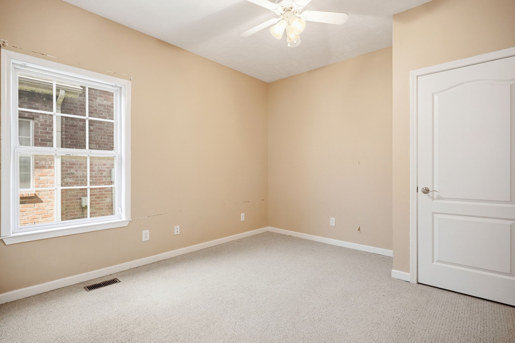 2529 Keegan Dr