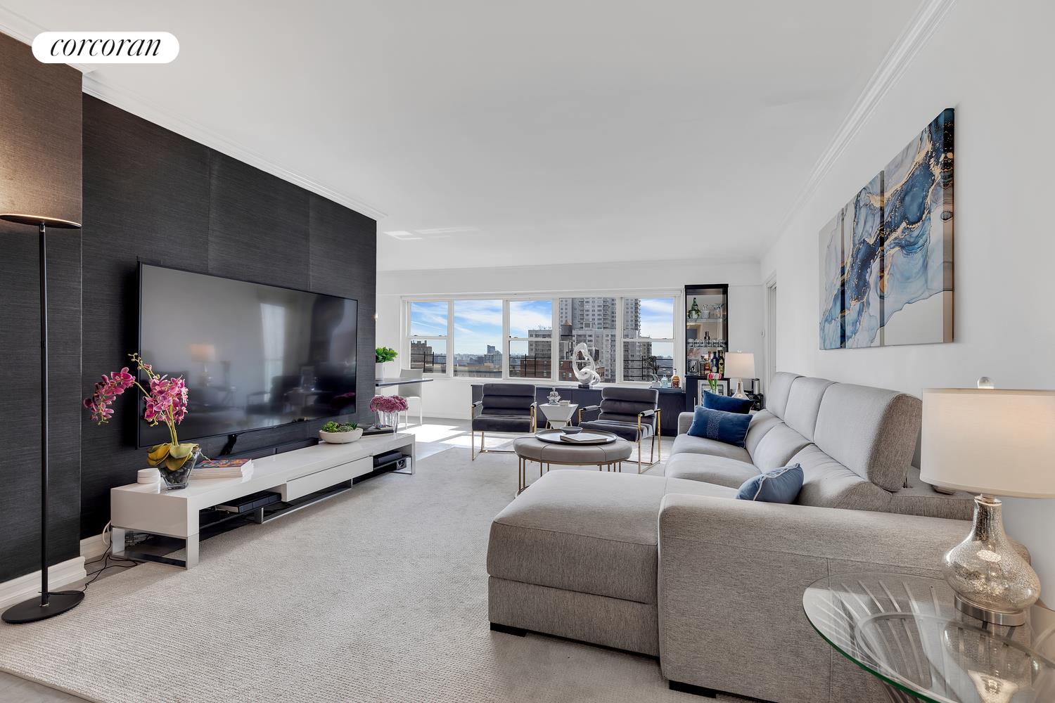 370 E 76TH Street B1403