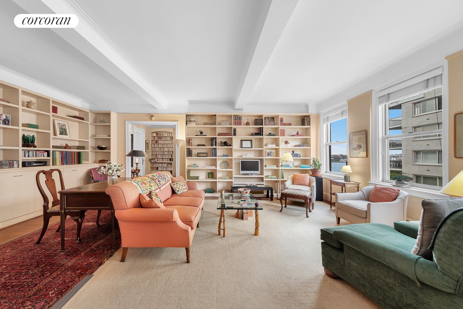 54 RIVERSIDE Drive 11B