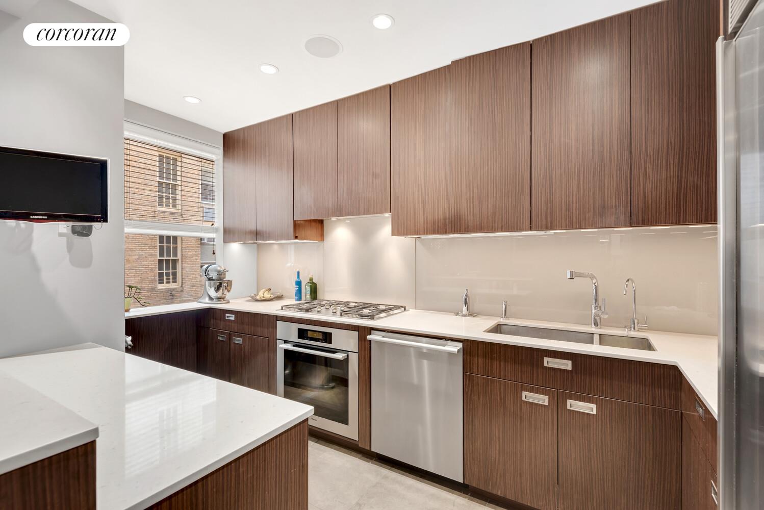 65 CENTRAL Park W 11D