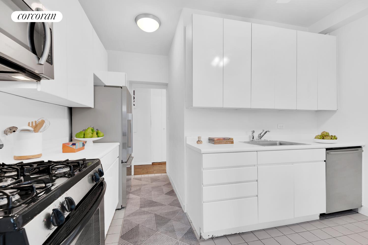 360 E 72ND Street B1008